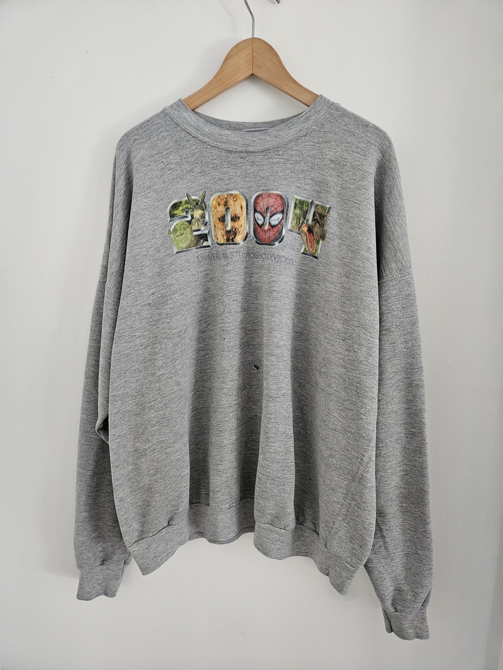 Vintage Universal Studios Crewneck Sweatshirt Shrek Marvel Jurassic Park 2004